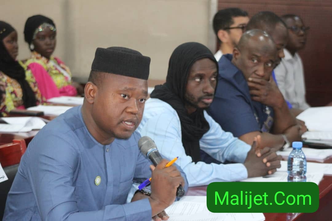 Consultations autour de la Charte pour la paix et la réconciliation nationale : la Commission de rédaction rencontre les organisations de presse